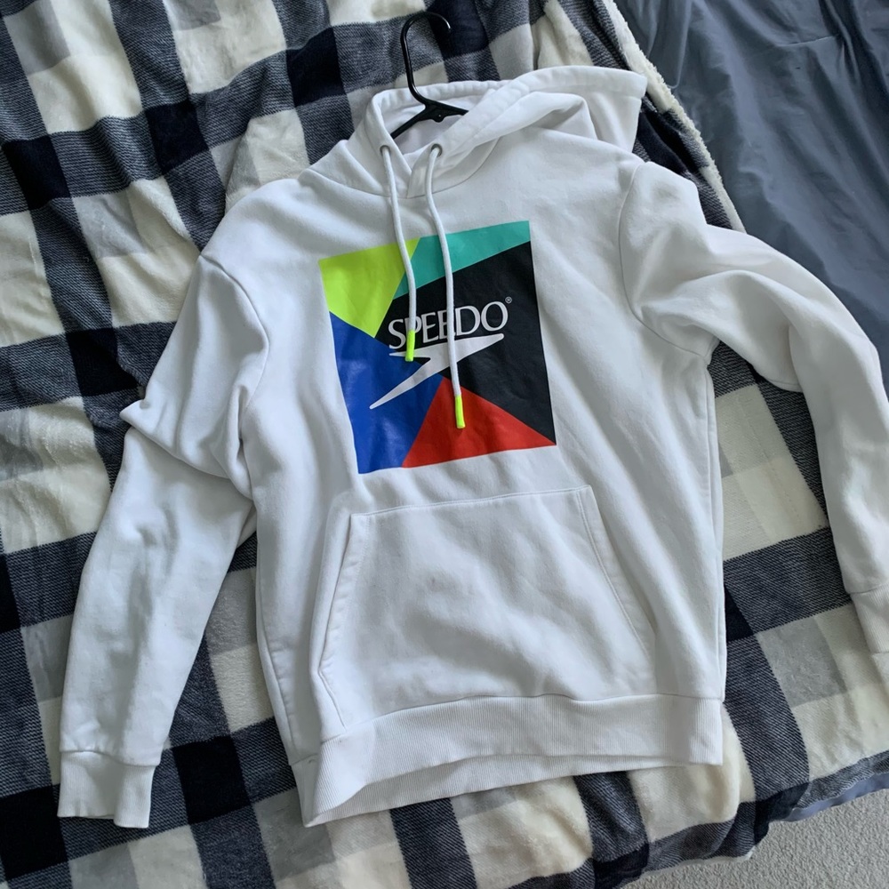 GRAPHIC HOODIE